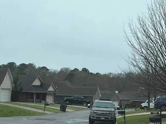 5th image of 250 Ivy Hills Cir
