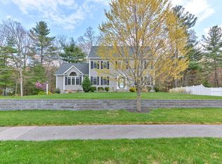 4 Lantern Ln, Medway, MA 02053