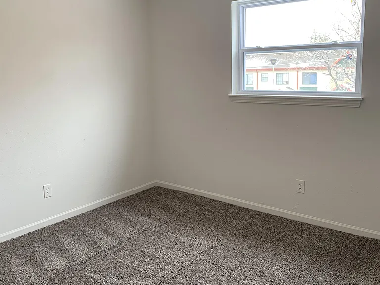 1740 Missouri Ave #L — Photo 15