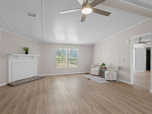 3rd image of 15908 Se Cres #25A