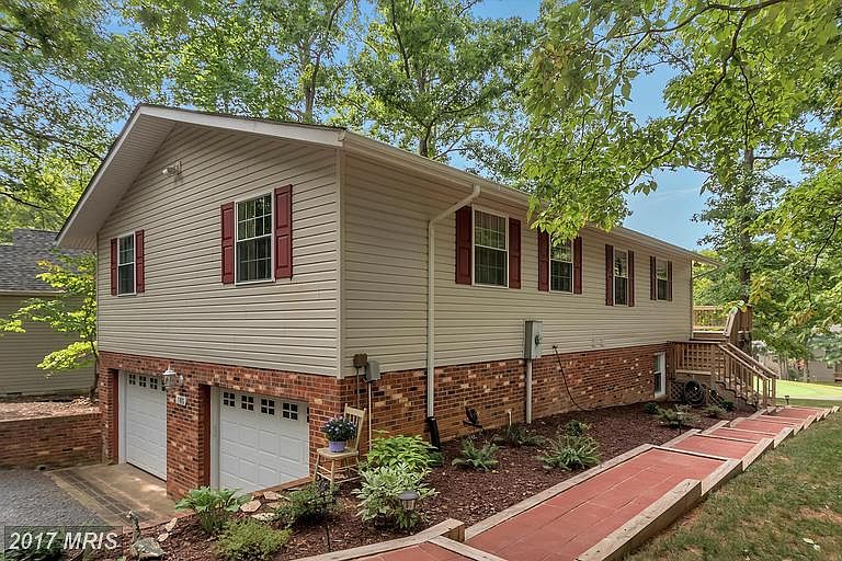 Exterior (Front) Beautifully renovated home