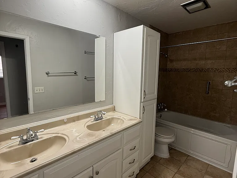 12410 La Lira Dr — Photo 7