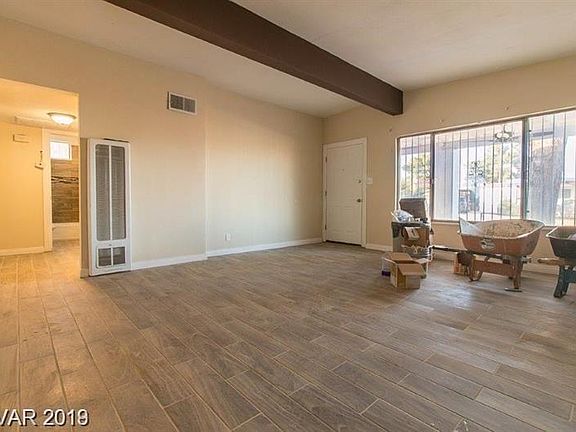 5th image of 3693 Waikiki Ave
