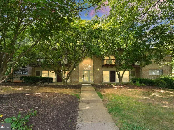 4211 Americana Dr APT 102, Annandale, VA 22003
