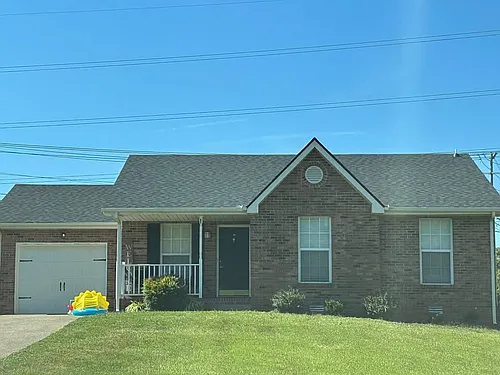 200 Bradley Ct Photo 1