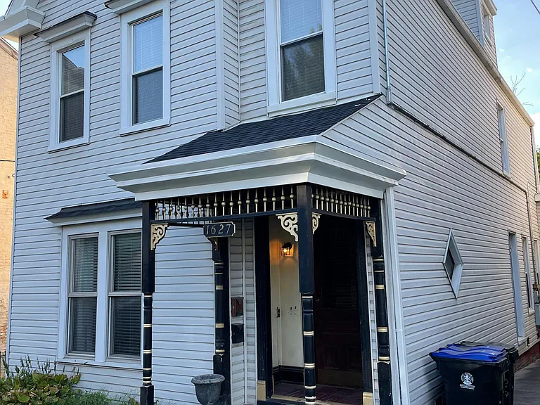 1627 Story Ave #2 — Photo 21