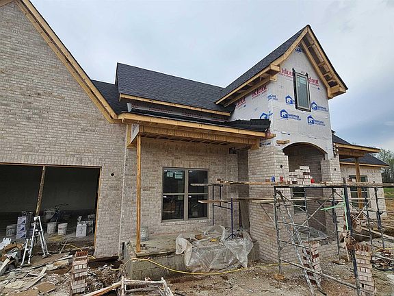 4th image of 27 Libra Ln