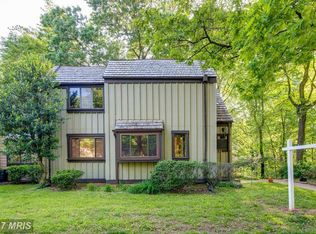 1540 Scandia Cir, Reston, VA 20190