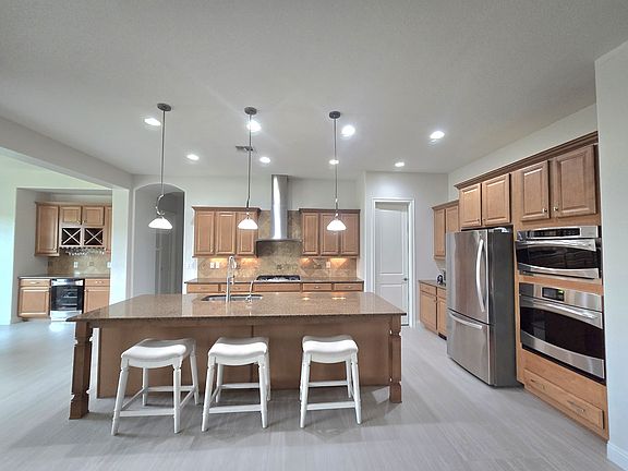 4th image of 639 W Coconino Pl