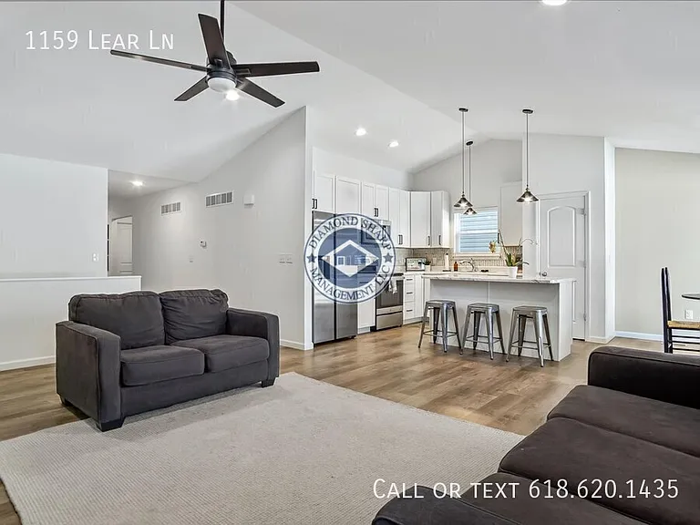 1159 Lear Ln — Photo 13