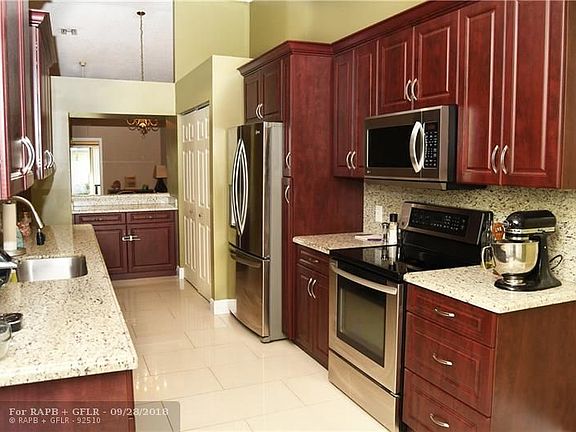 2nd image of 8119 NW 100th Ln #92
