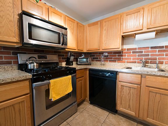 5th image of 222 Nauset Ln