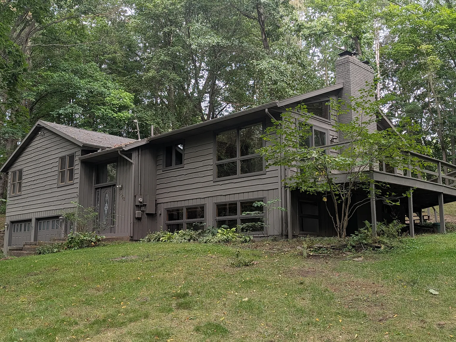 3 bed, 1800 sqft, $2,200 — Photo 2