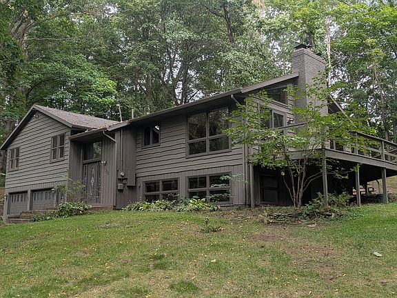 2nd image of 8062 N 39th St
