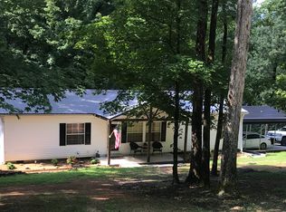 215 Beverly Mays Ln, Parsons, TN 38363