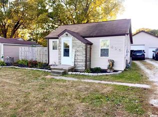 805 3rd St, Colona, IL 61241