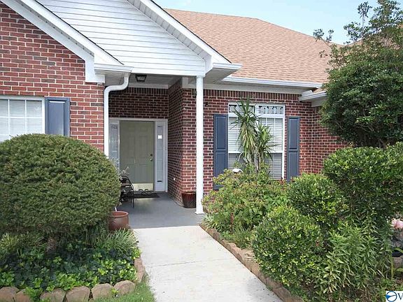 2nd image of 139 Singletree Dr