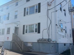 193 Snell St #4, Fall River, MA 02721