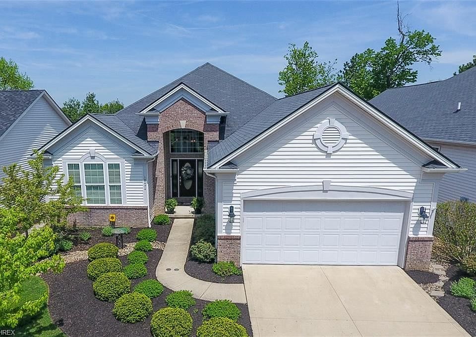 1st image of 18474 Bunker Hill Dr