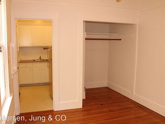 5th image of 2215-2217 Webster St #3