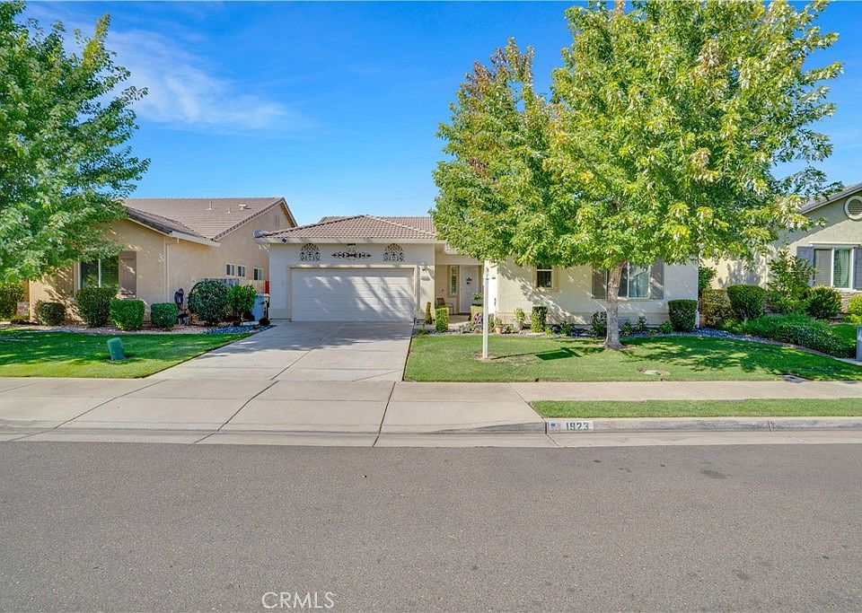 1st image of 1923 Bridlewood Dr