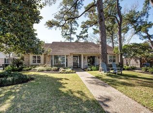 13735 Kingsride Ln, Houston, TX 77079
