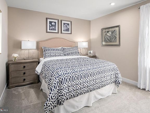 4th image of 51 Dithridge Dr