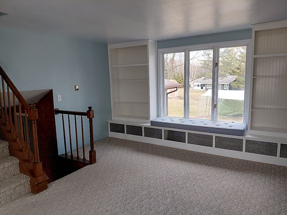 5th image of 1680 Cormier Rd