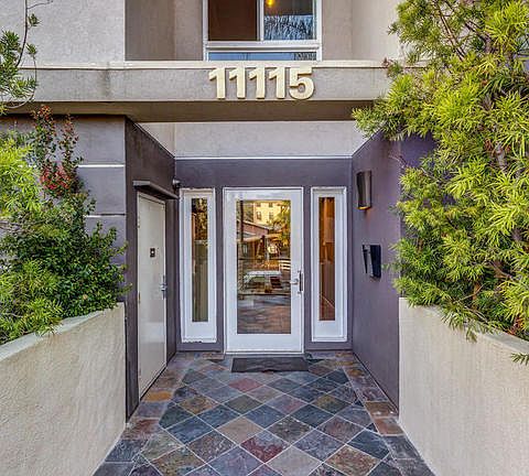 3rd image of 11115 W Acama St #Penthouse 1