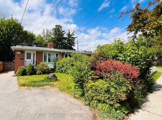 147 Roywood Dr, Toronto, ON M3A2E3