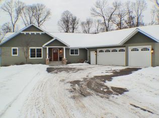 11643 Sylvan Rd, East Gull Lake, MN 56401