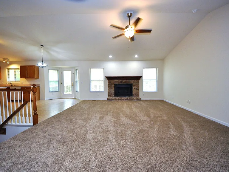 131 Choctaw Dr — Photo 6