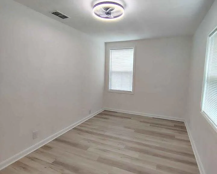 3368 Columbus Ave — Photo 9