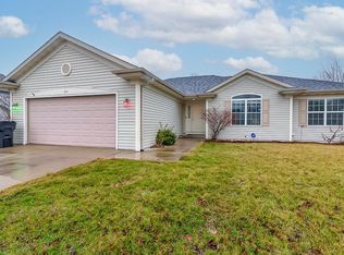 517 East St, Clinton, WI 53525