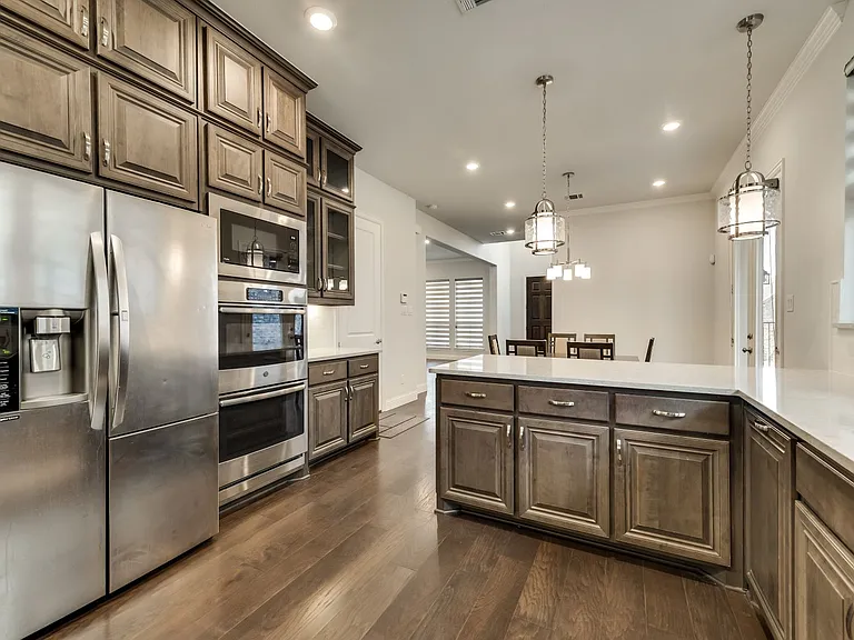 2480 Cathedral Dr — Photo 12