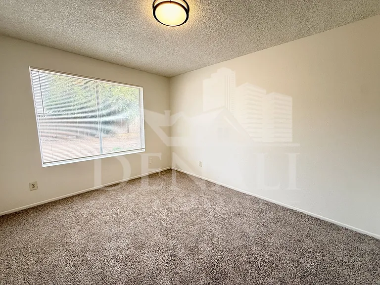 1016 W Nido Ave — Photo 12