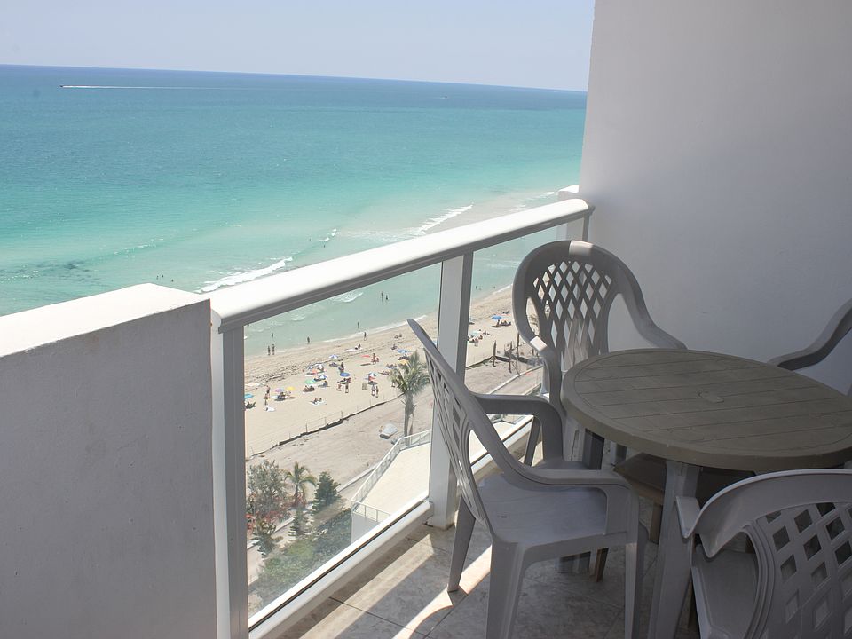 1st image of 5445 Collins Ave APT 1528