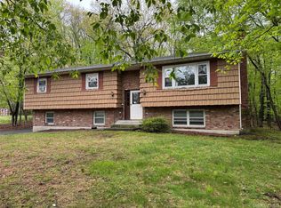24 Emperor Lane, Montgomery, NY 12549
