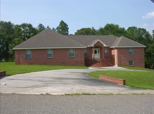 164 Stewart Dr, Warner Robins, GA 31093