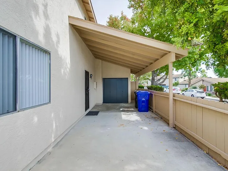 4002 Camino Calma — Photo 29