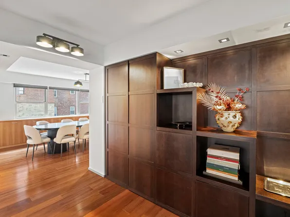 40 East 78th Street 7H image 3 of 18