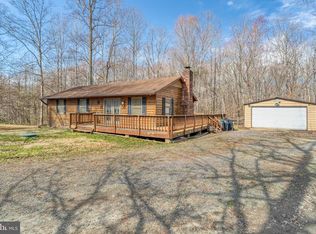 91 Hidden Lake Dr, Stafford, VA 22556