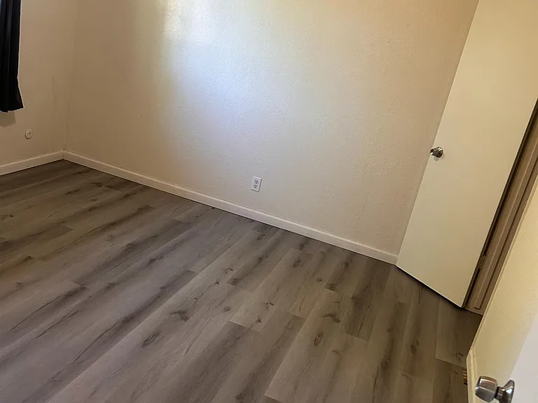 475 N Manila Ave #202 — Photo 10