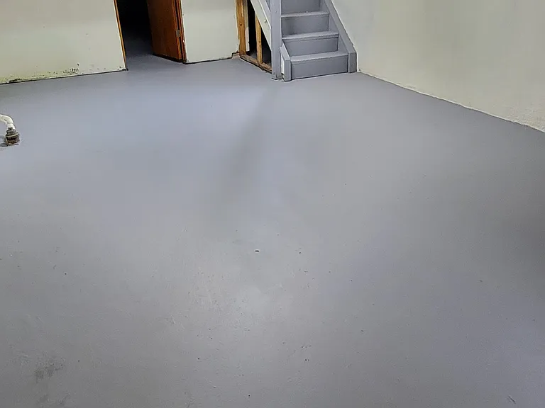 2455 Winwood Ave — Photo 16