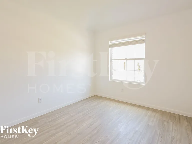 6728 Beehive Dr — Photo 10