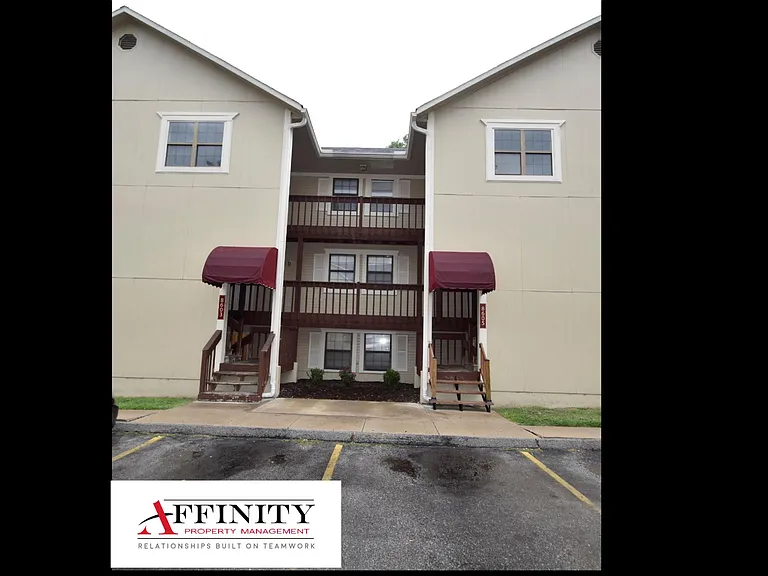 8609 Holmes Rd #301 — Photo 1