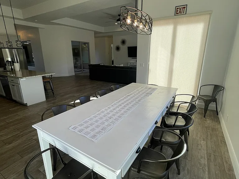 3212 S 4900 W — Photo 11