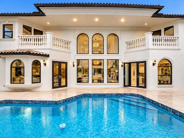 749 NE 71st St, Boca Raton, FL 33487