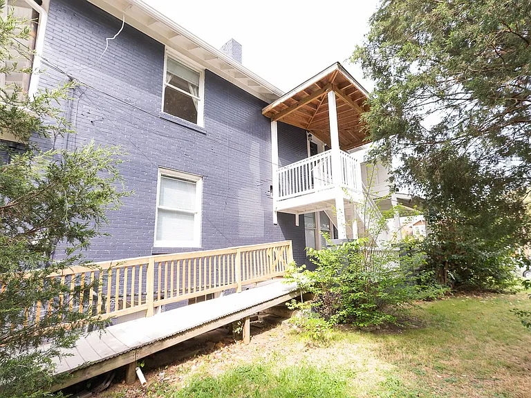 501 Steele St — Photo 23