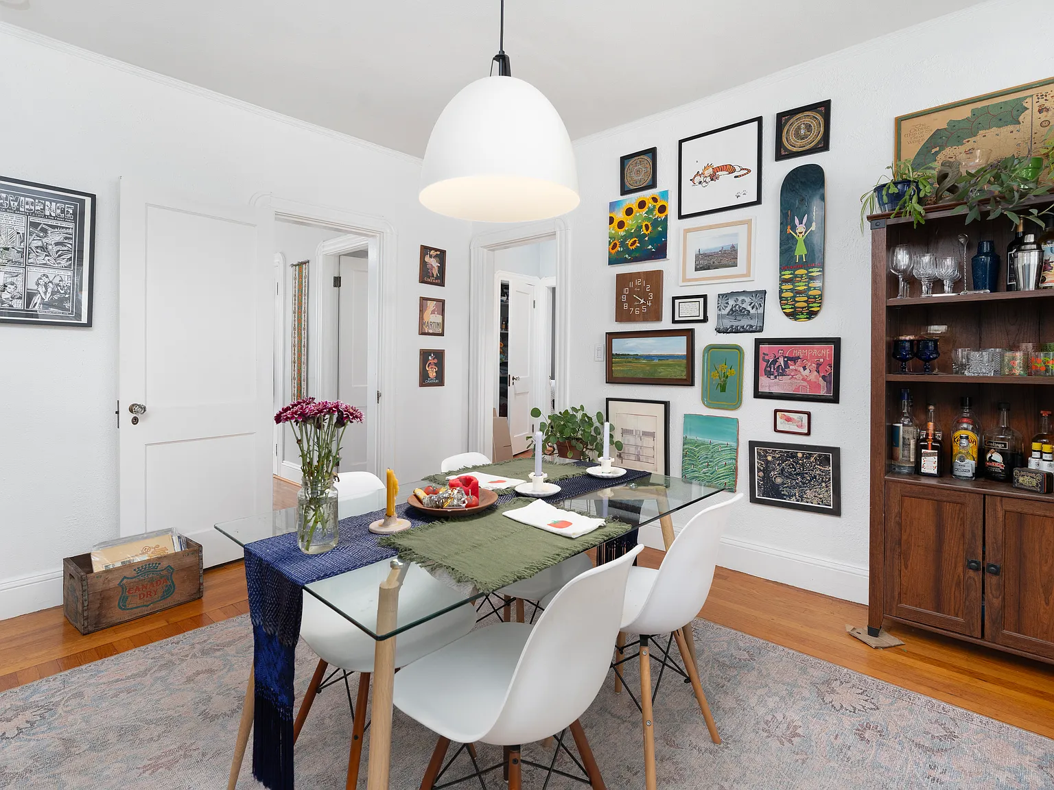 2 bed, 1216 sqft, $2,600 — Photo 3